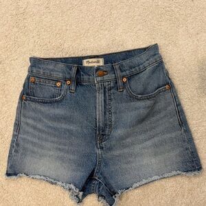 Madewell Women's Blue Denim Jean Cut-Off Shorts Size 26 The Perfect
Jean Short